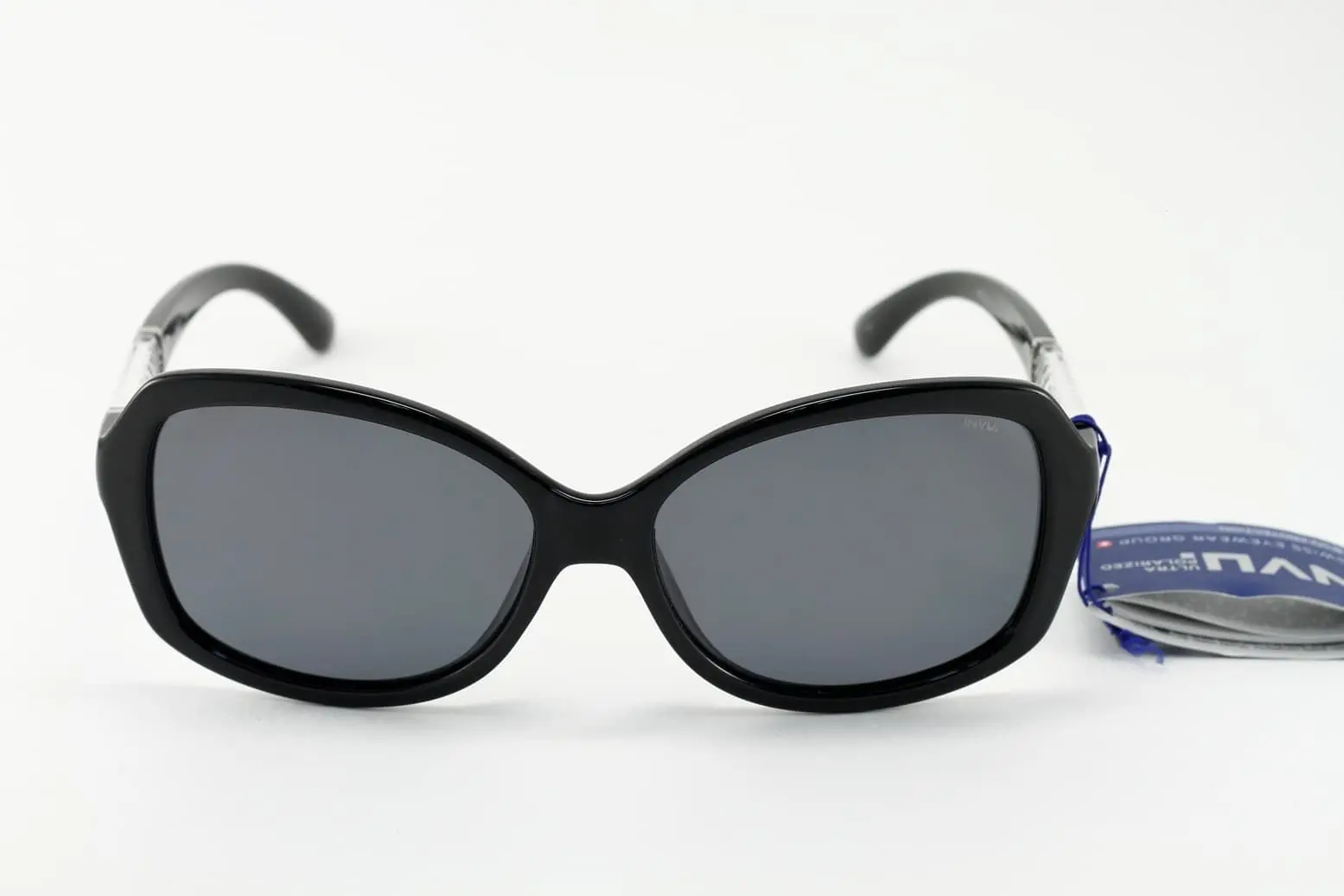 Солнцезащитные очки INVU B2603 A