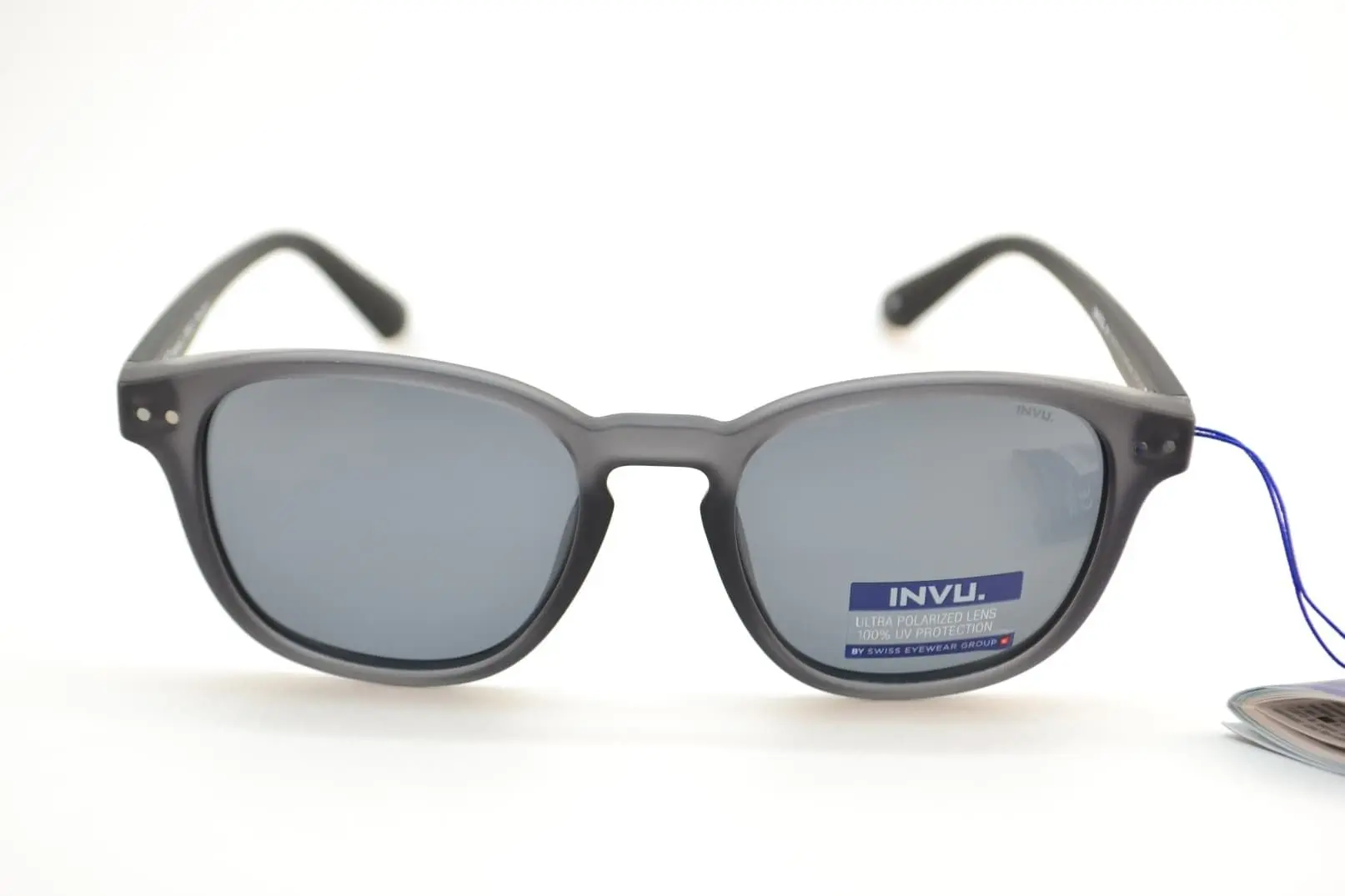 Солнцезащитные очки INVU T2902C