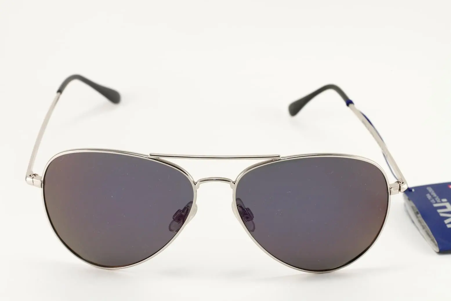 Солнцезащитные очки INVU T1501 C
