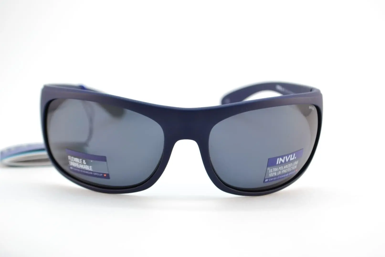 Солнцезащитные очки INVU A2407C