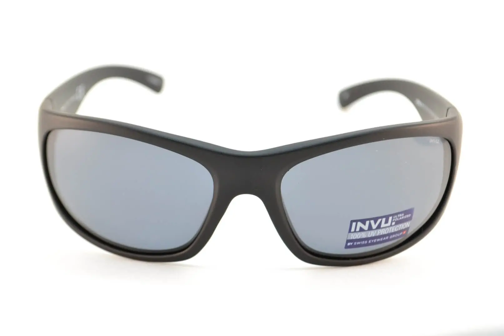 Солнцезащитные очки INVU A2711 A