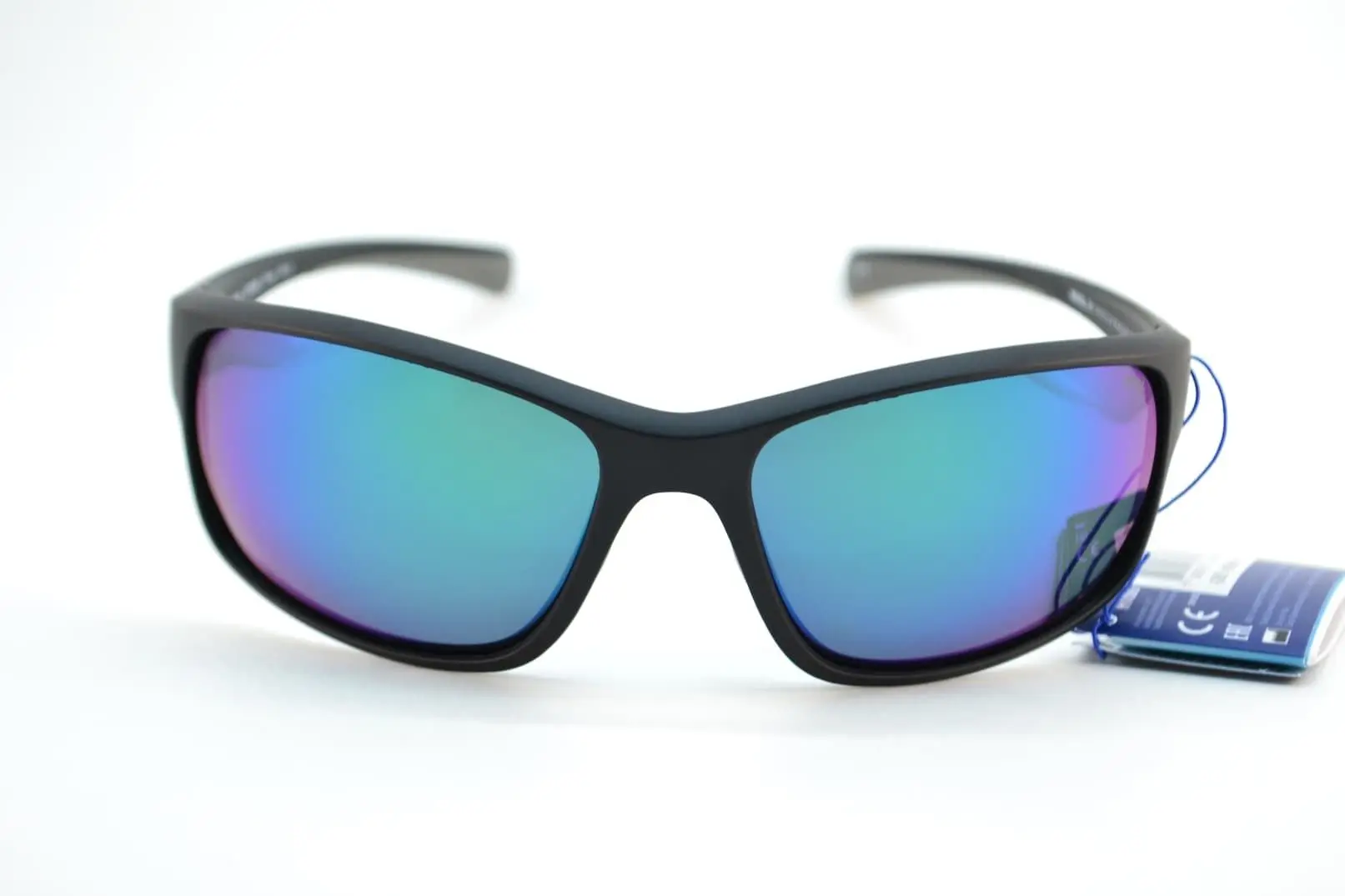 Солнцезащитные очки INVU A2908 B