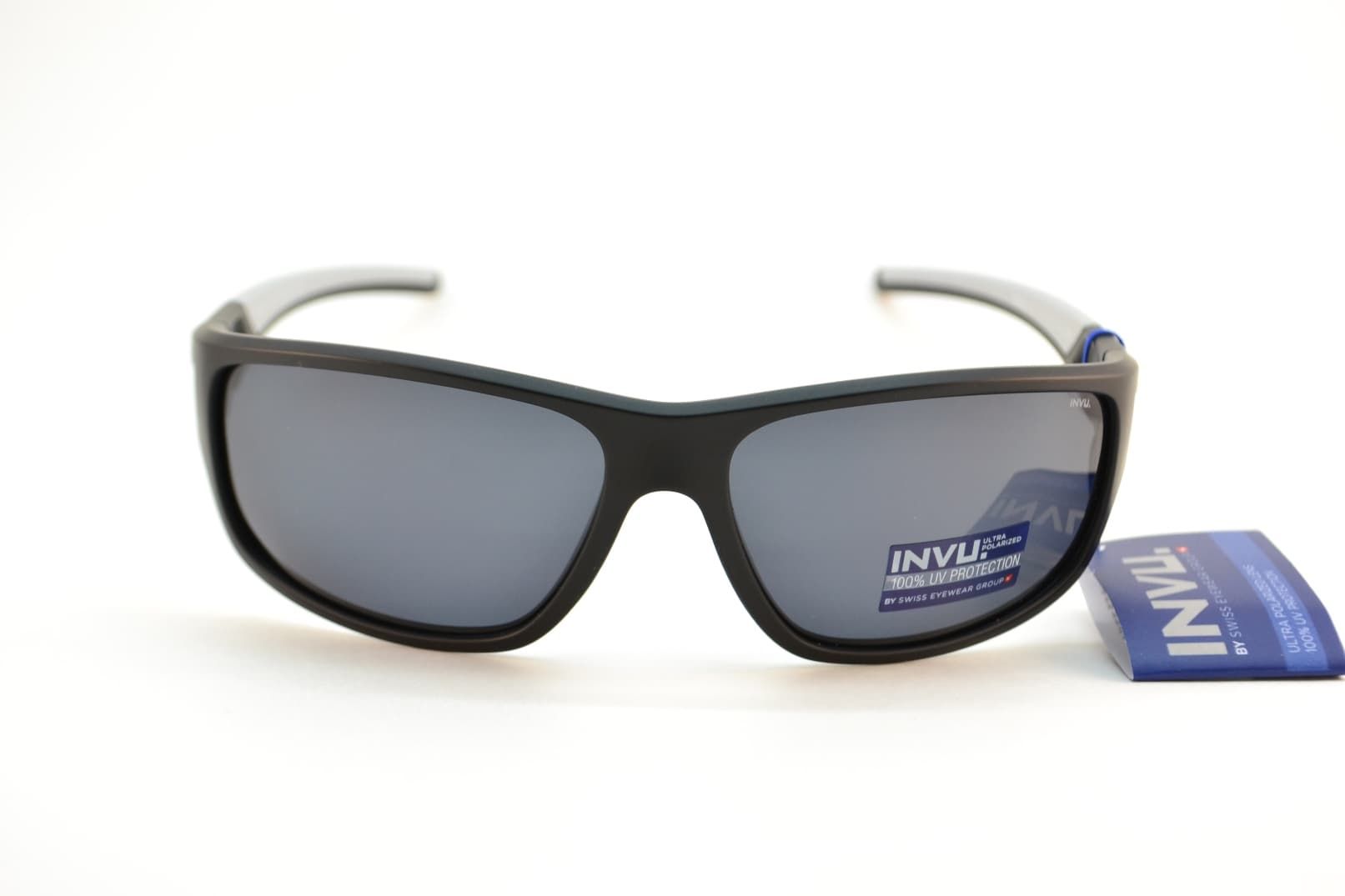 Солнцезащитные очки INVU A2708 E