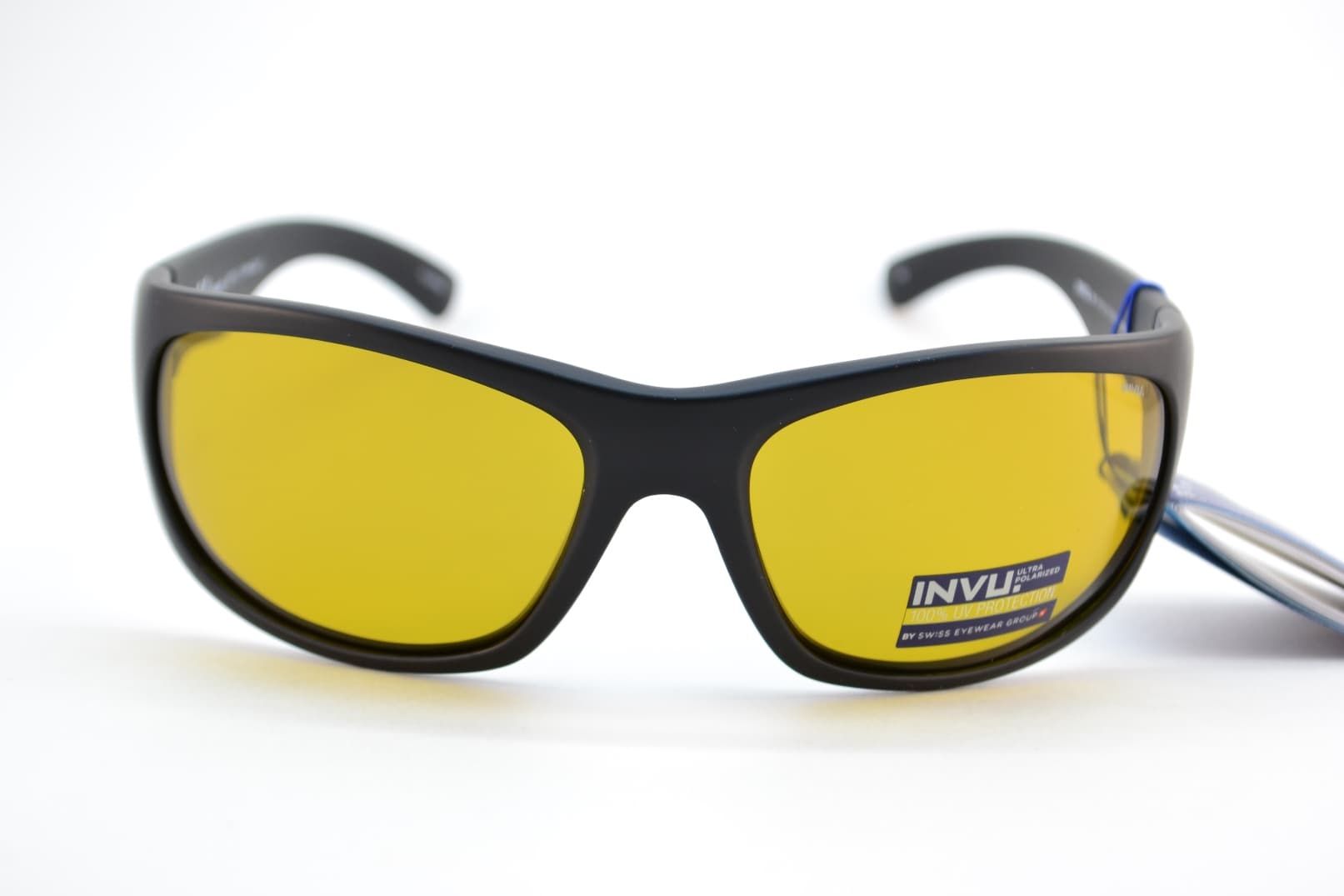 Солнцезащитные очки INVU A2711C