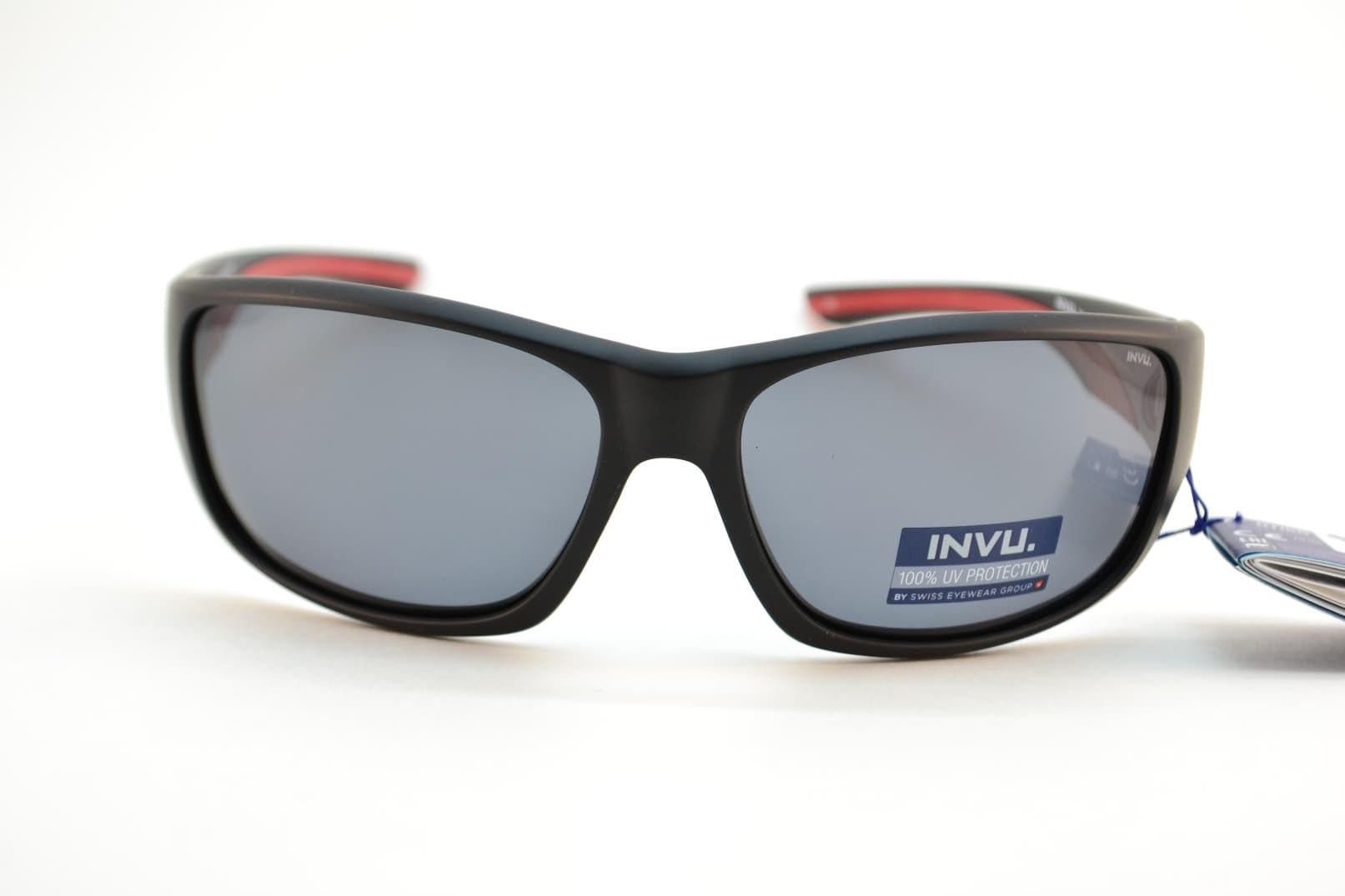 Солнцезащитные очки INVU A2922 A
