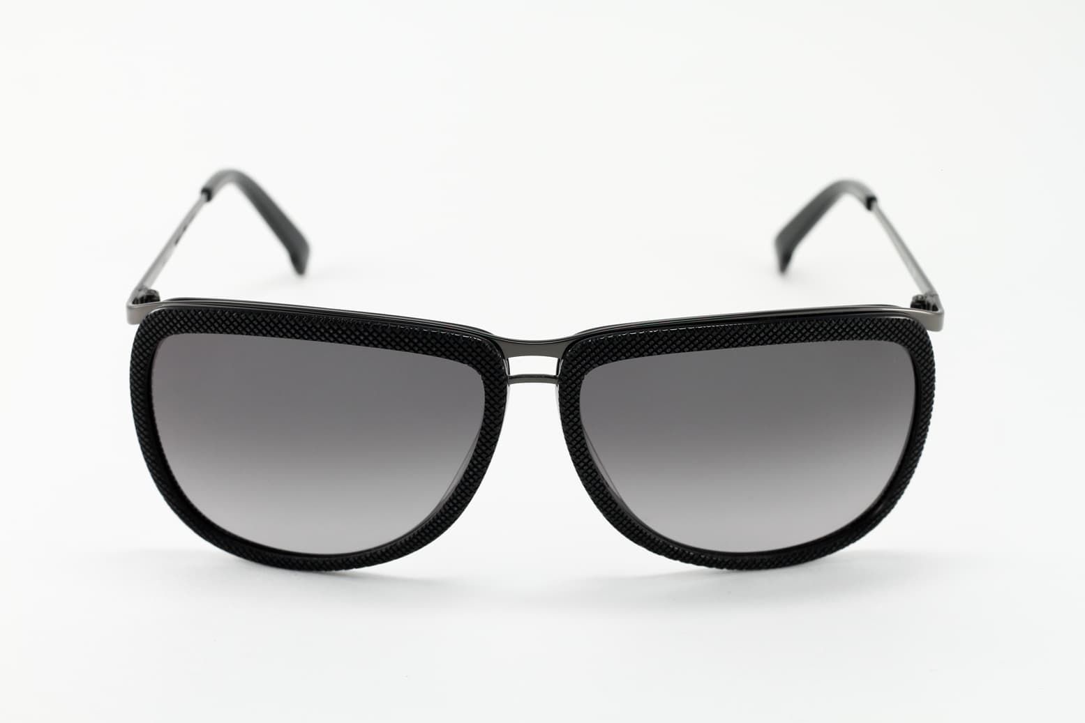 Солнцезащитные очки LACOSTE L127S 001