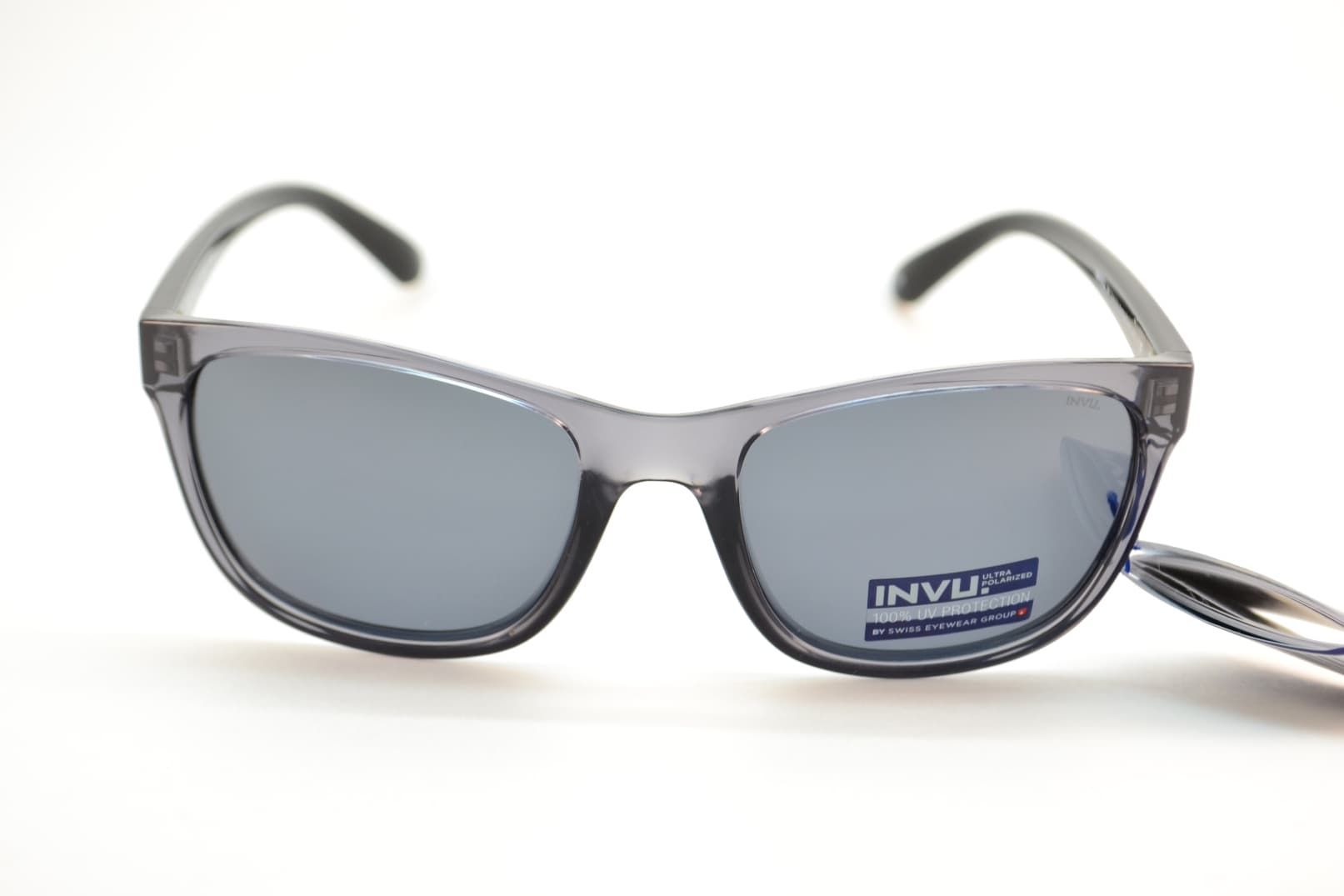 Солнцезащитные очки INVU B2944B