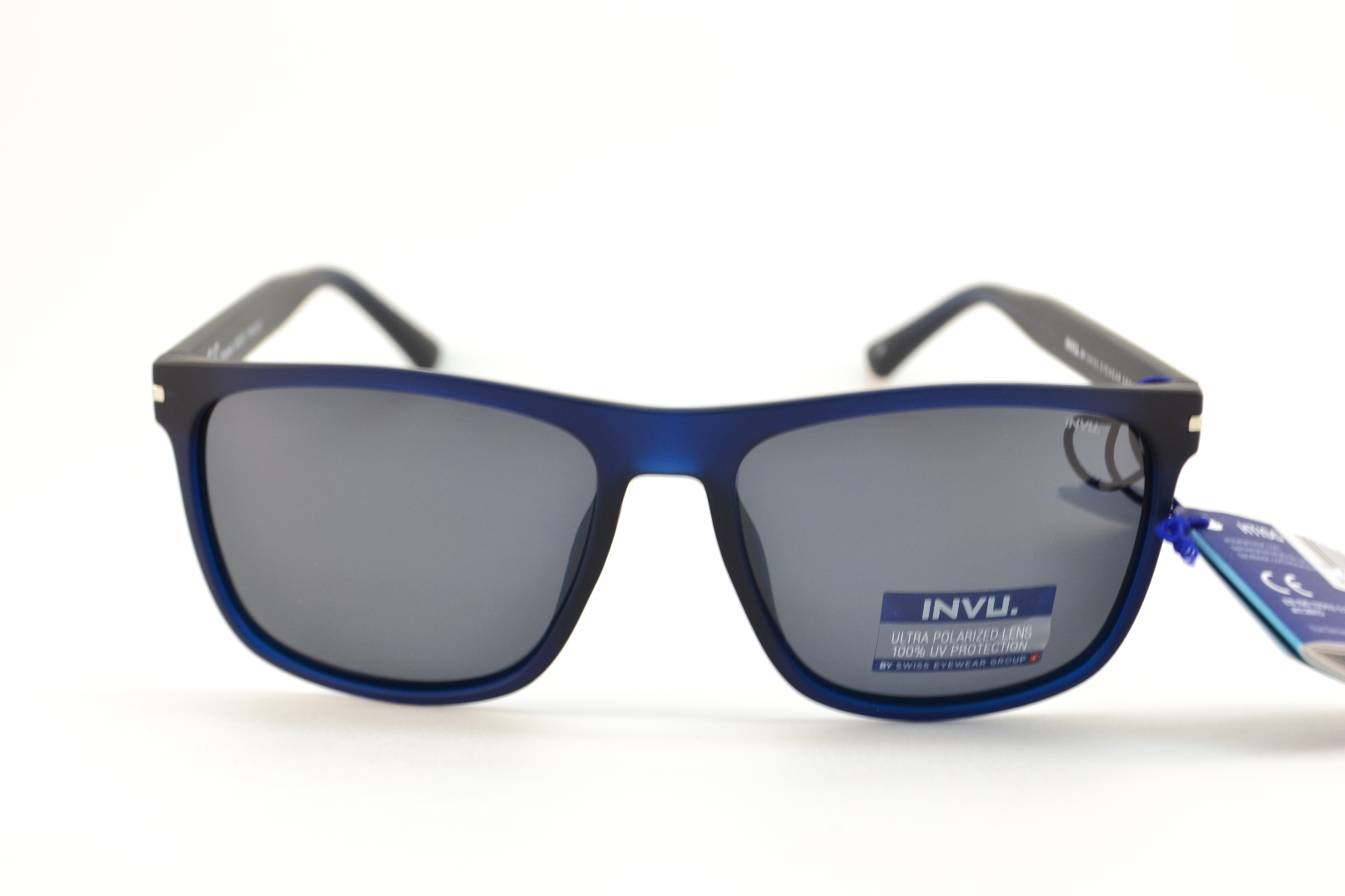 Солнцезащитные очки INVU B2025C
