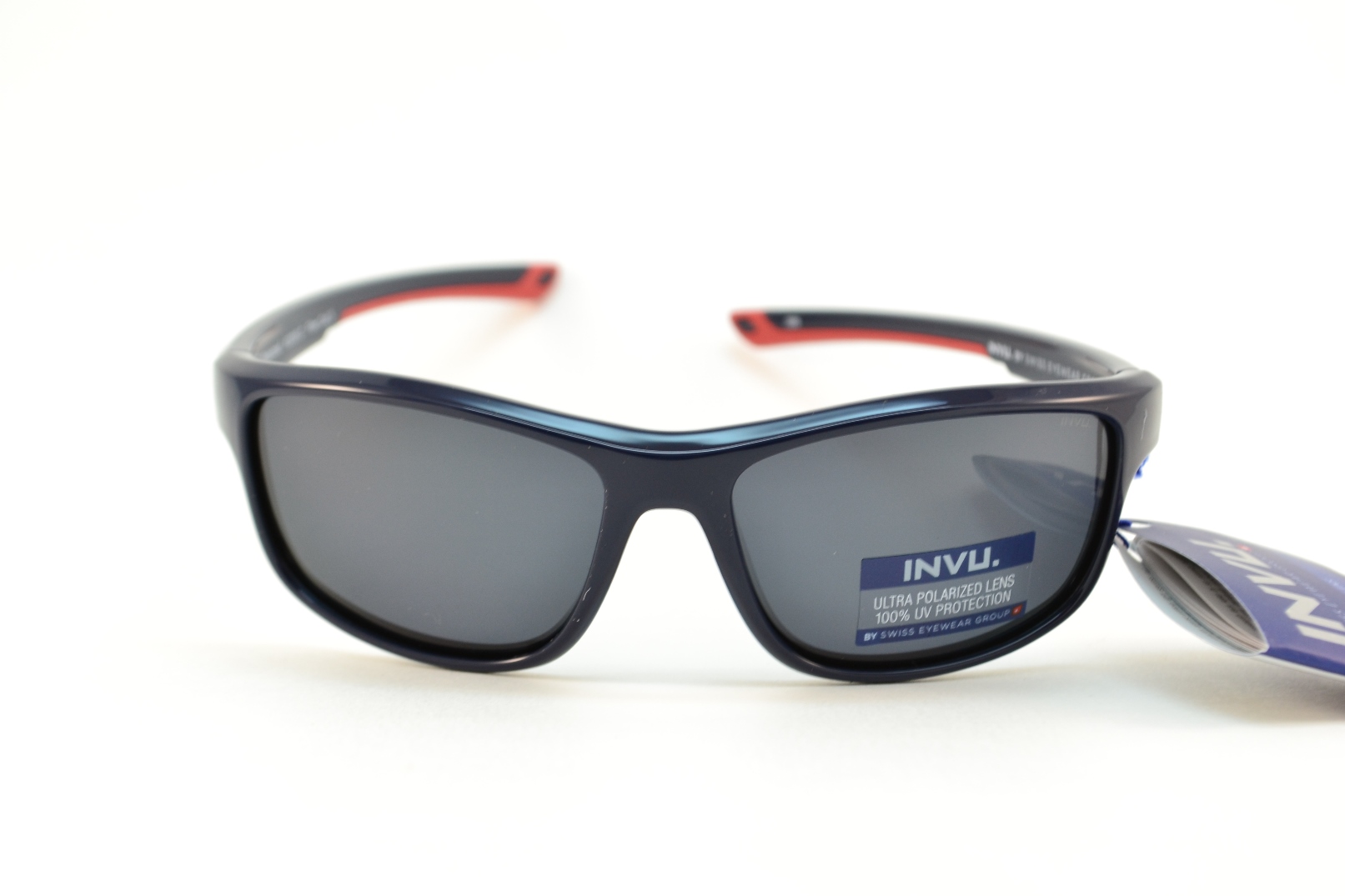 Солнцезащитные очки INVU K2005C
