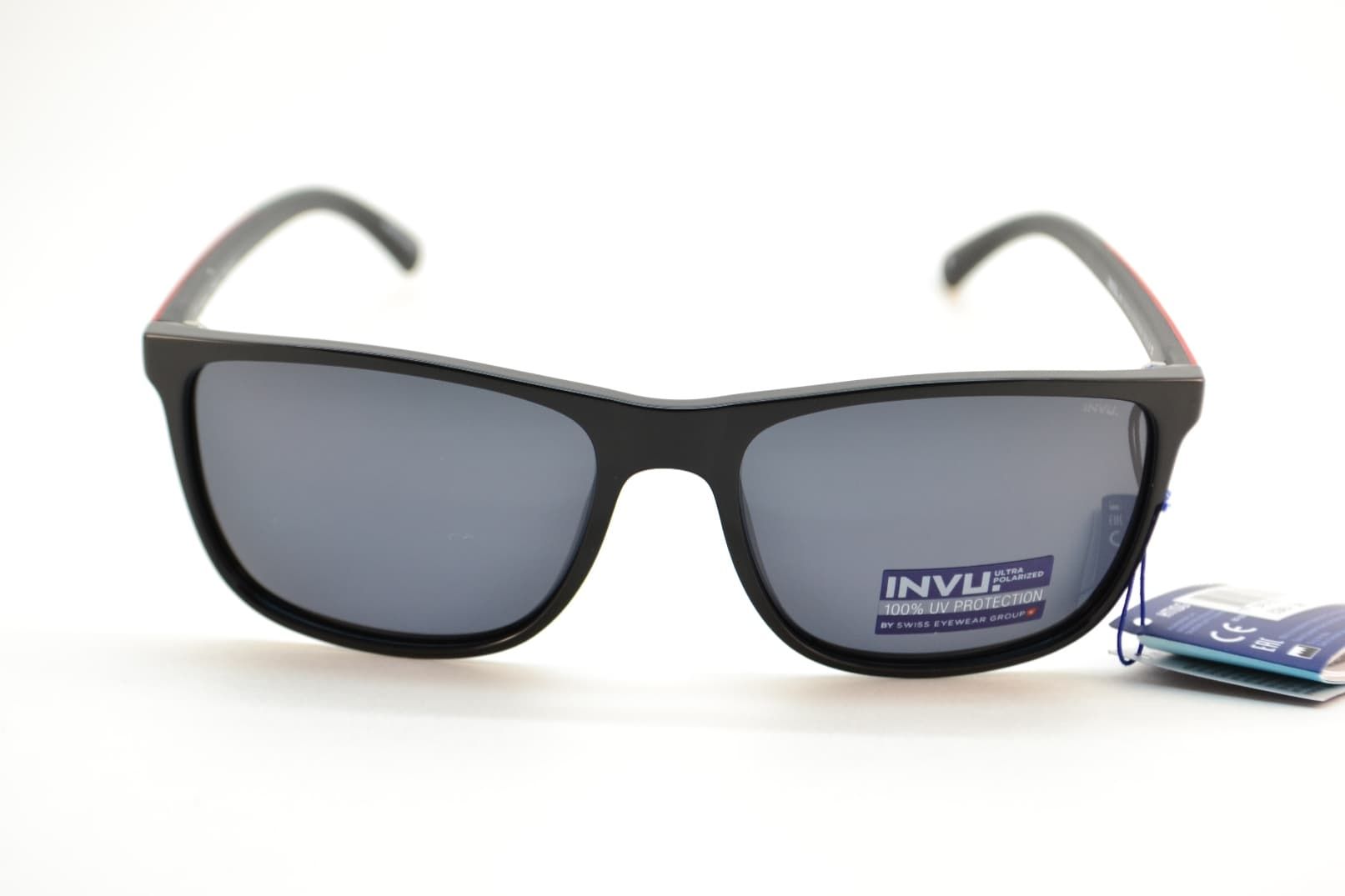 Солнцезащитные очки INVU B2943A